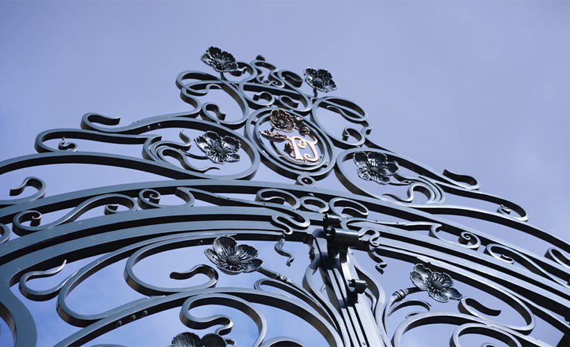 Perrier-Jouët-s_0007_Perrier-Jouët_MBE_PHOTO_16_9 (22)